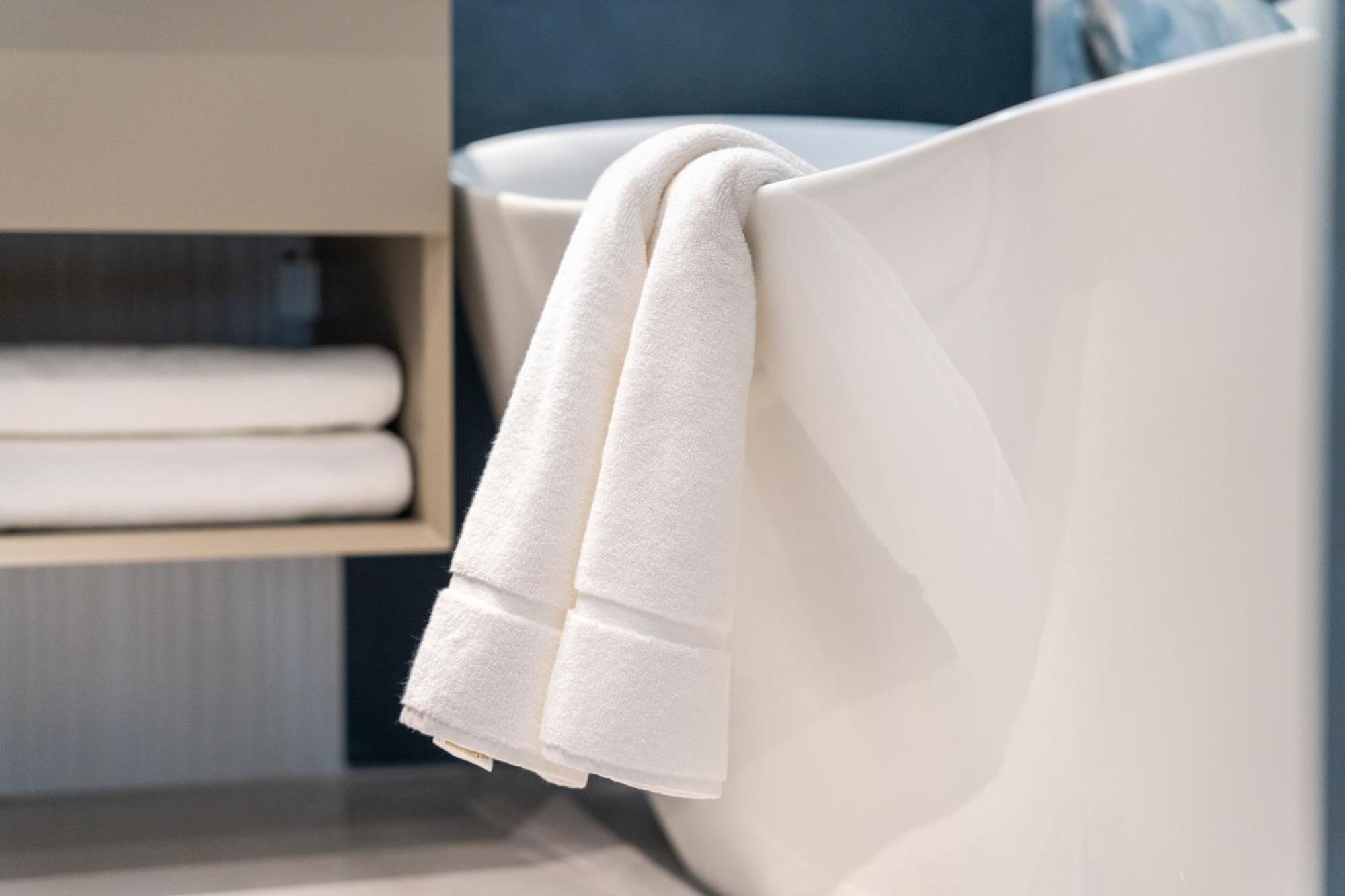 New Belgrade Premium Hotel Экстерьер фото