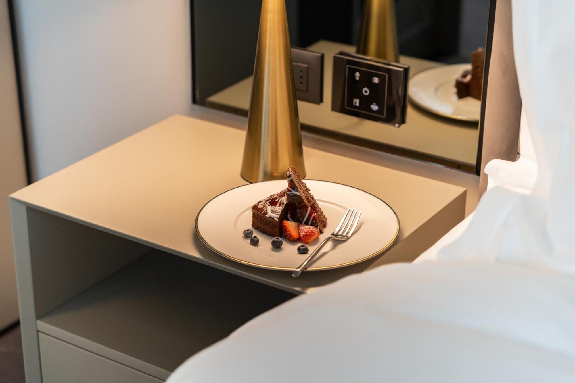 New Belgrade Premium Hotel Экстерьер фото