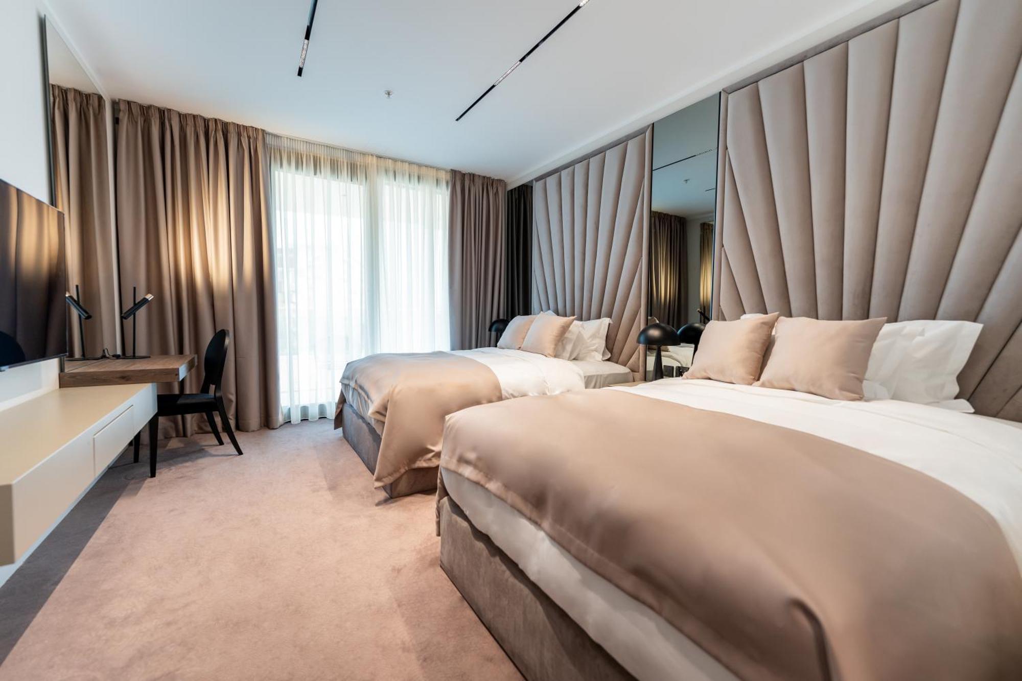 New Belgrade Premium Hotel Экстерьер фото