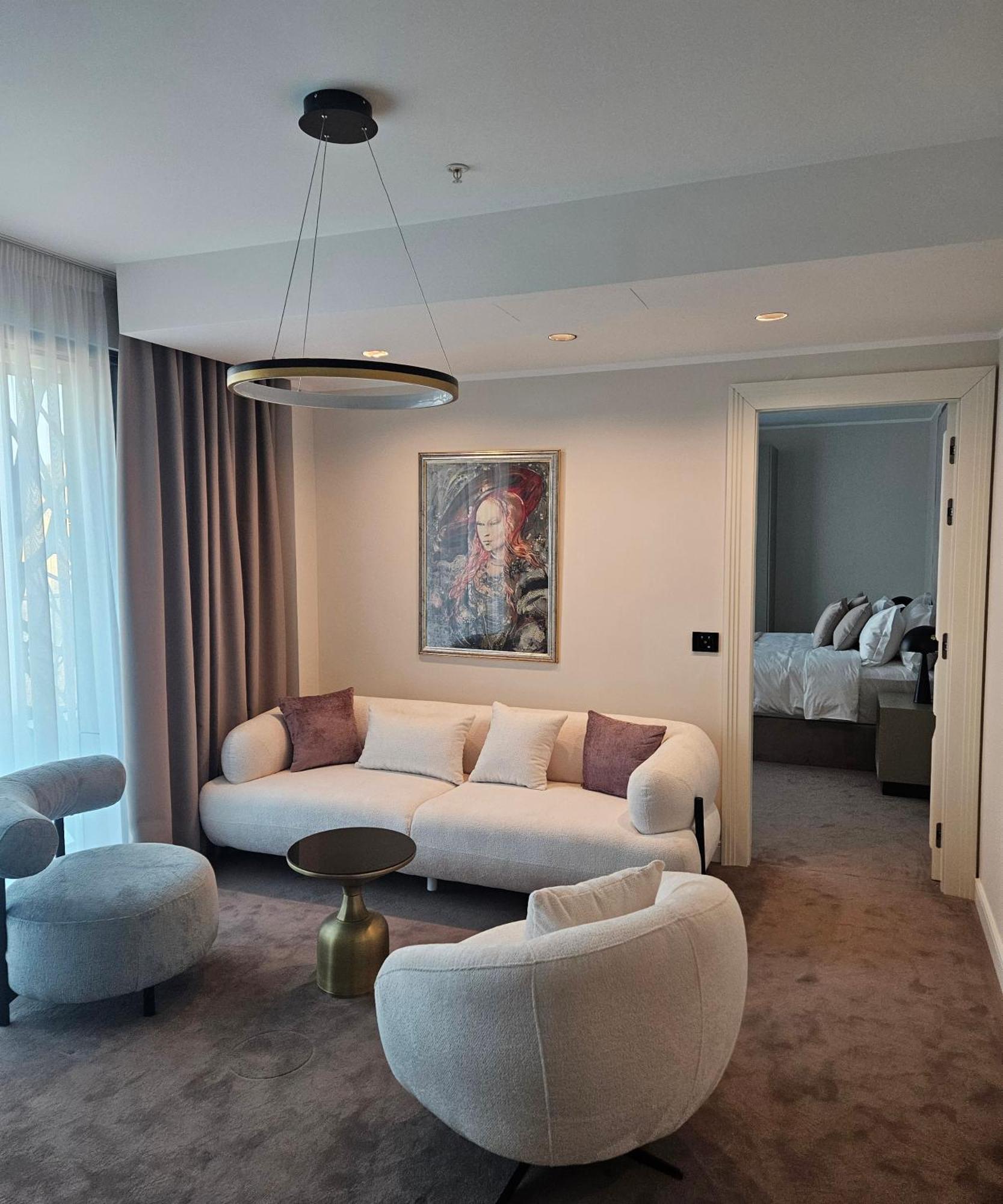 New Belgrade Premium Hotel Экстерьер фото