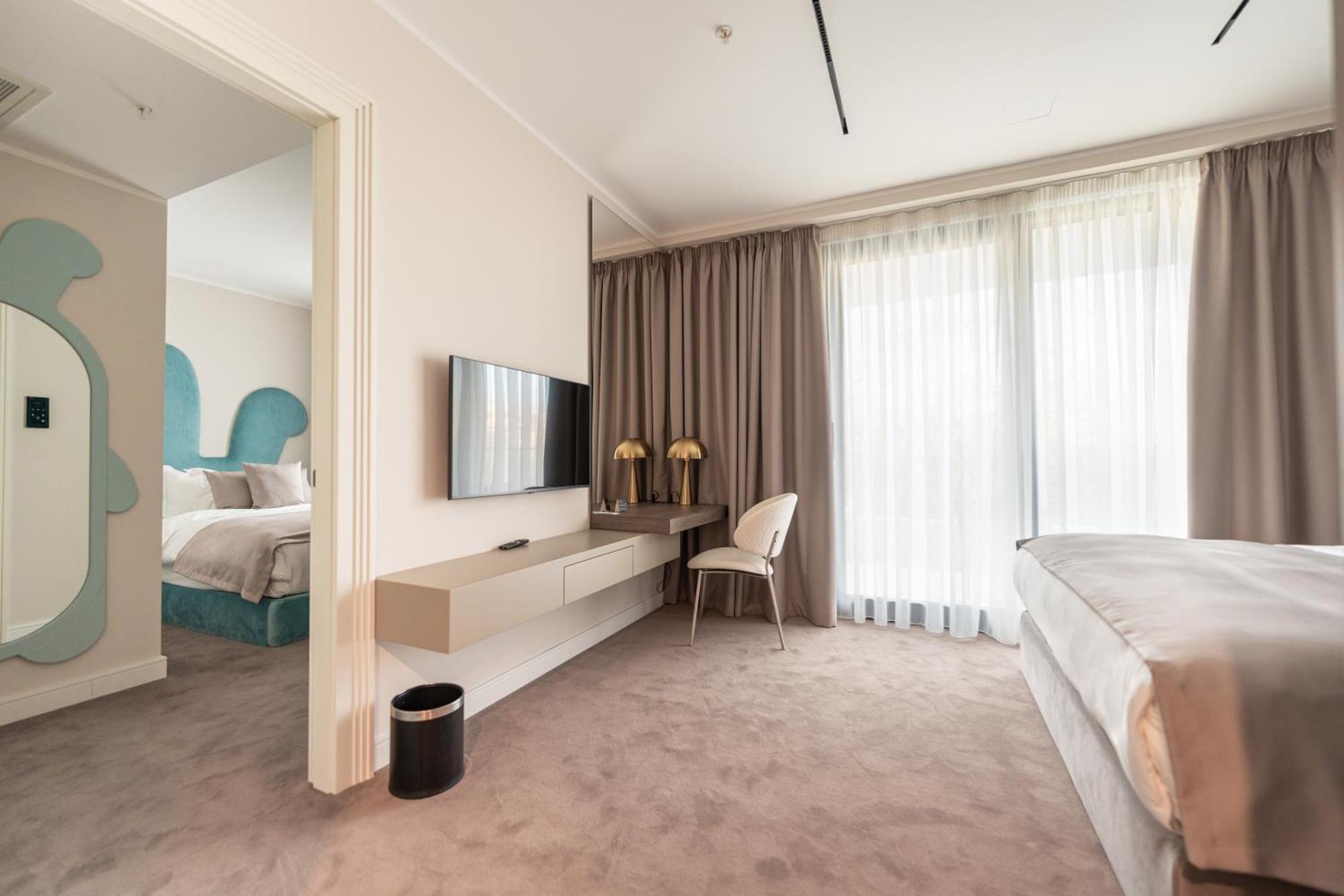 New Belgrade Premium Hotel Экстерьер фото